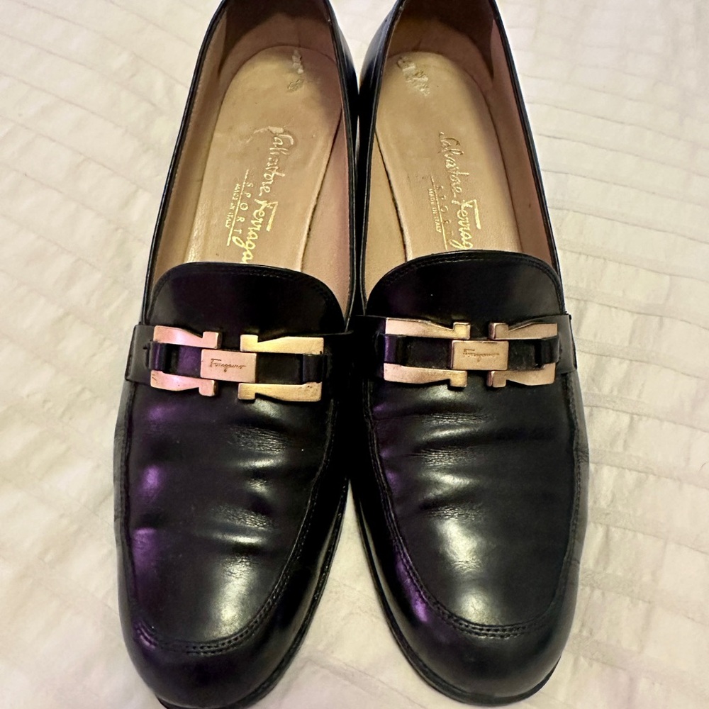 Salvatore Ferragamo Black Loafers Flats with Gold Accent
